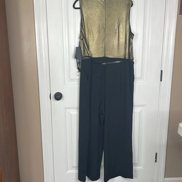TOMMY HILFIGER Plus Size Metallic-Bodice Wide-Leg Jumpsuit Sz 18W Gold/Black - Picture 7 of 10